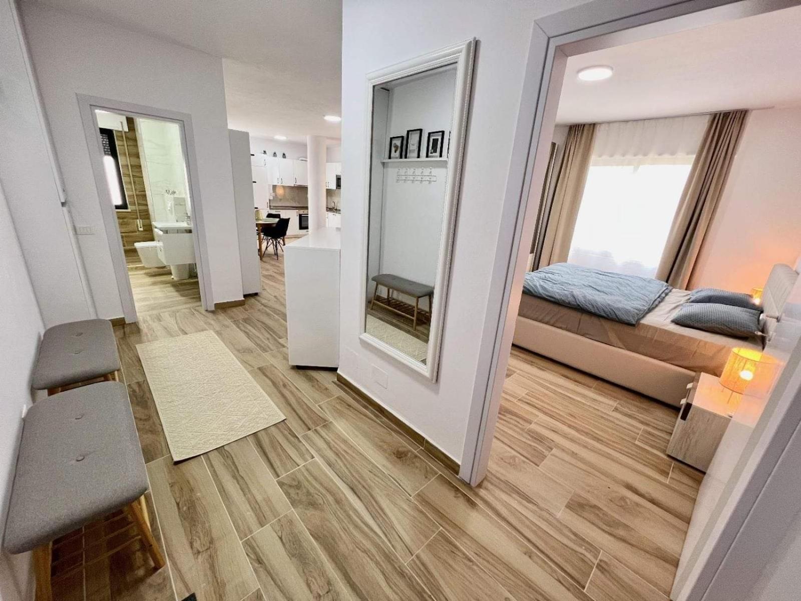 Locos Apartament *
